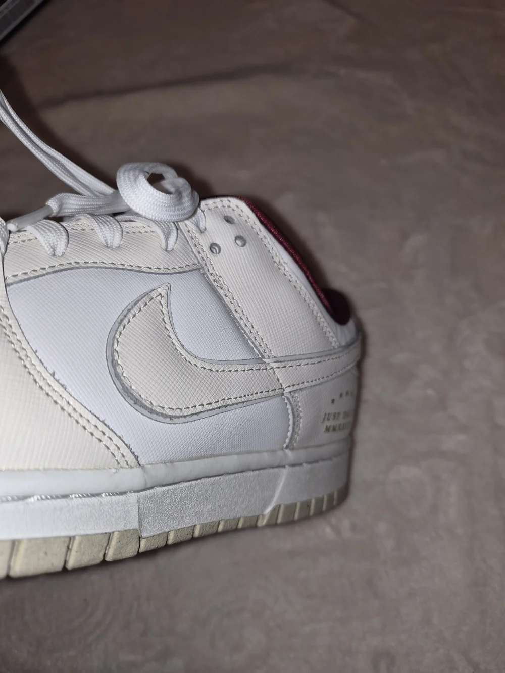 Nike Dunk Low SE Just Do It White Team Red DV1160-100 Women’s 10 / Men’s 8.5